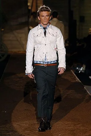 Look 24